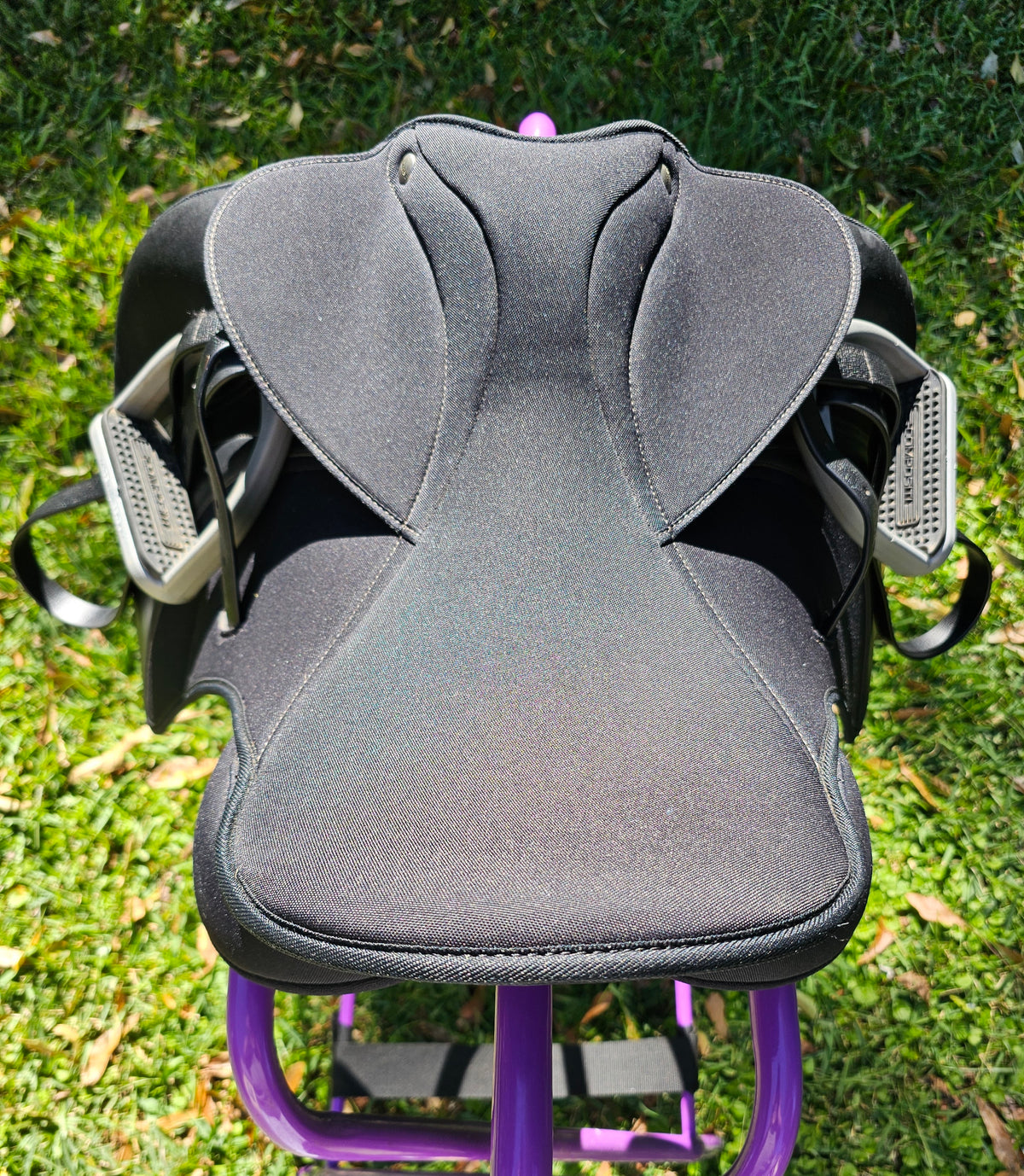 16" Wintec Lite AP Hart English AP Saddle