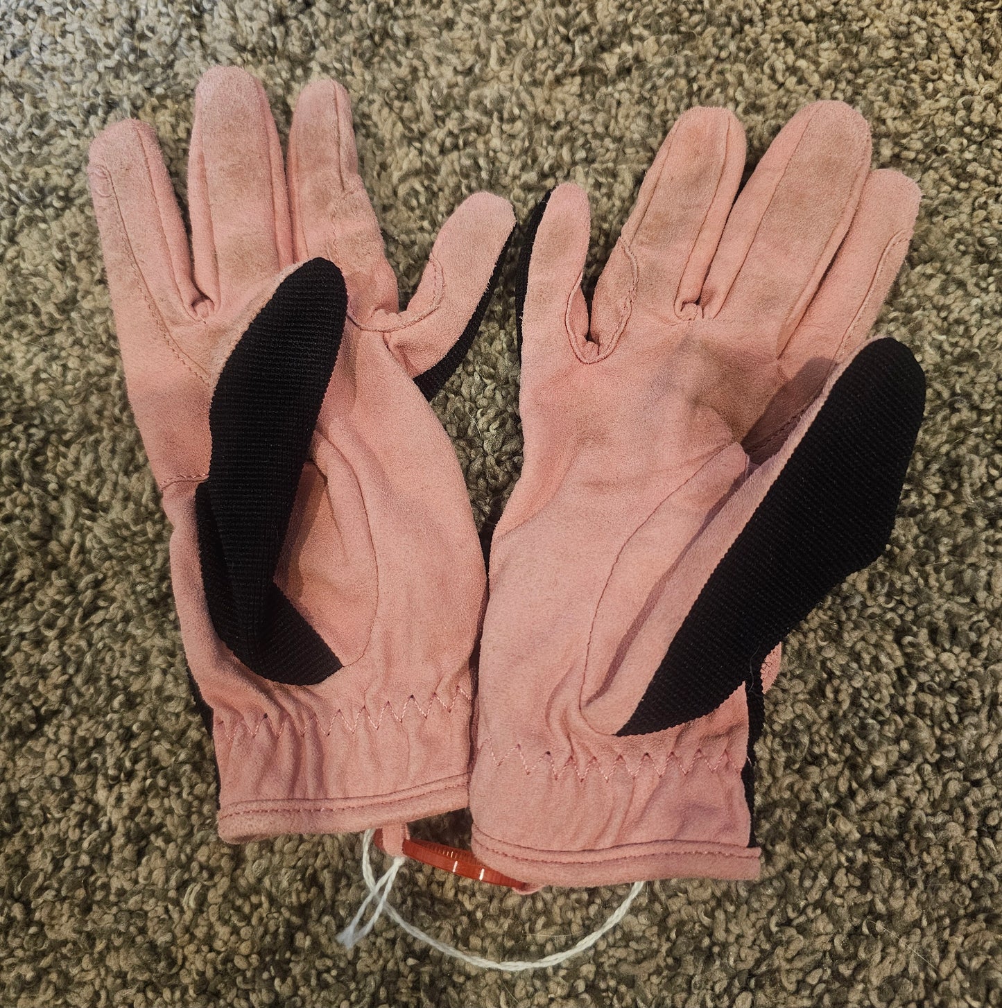 Child Riding Gloves pink used