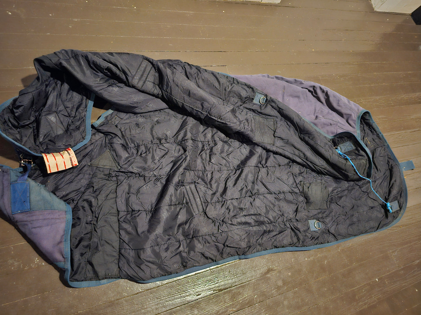 81" Schneider's V-free adjustable neck Winter blanket
