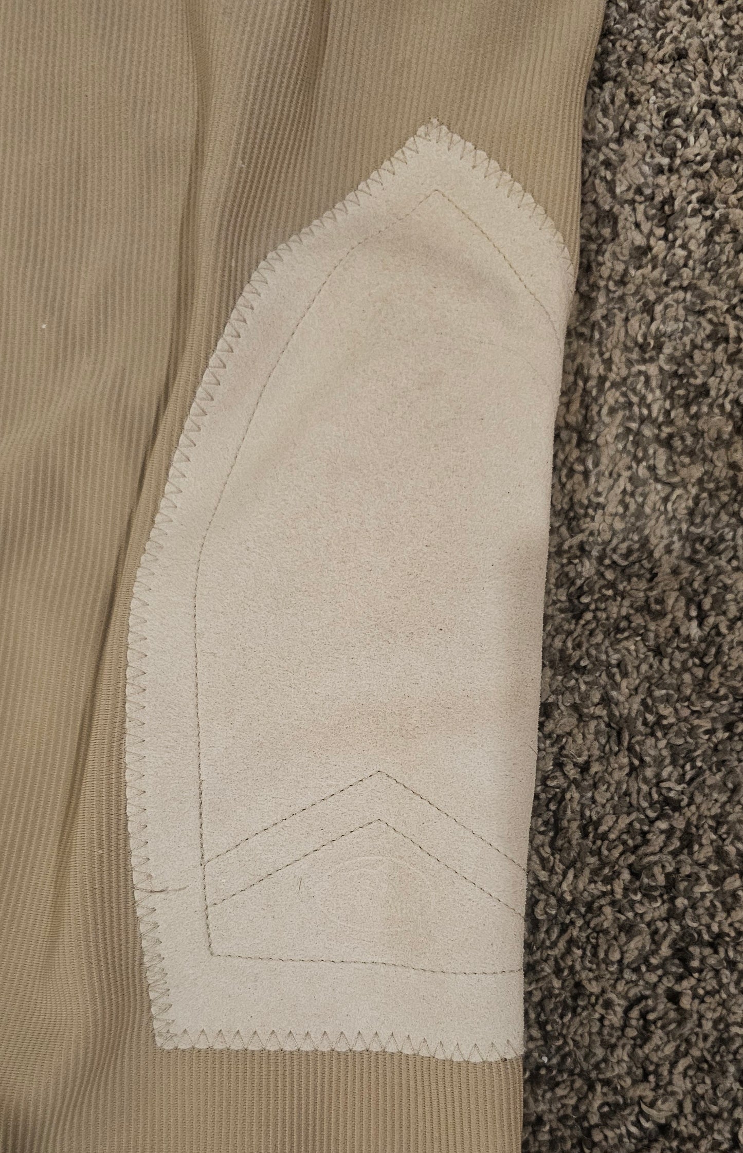 Devon Aire tan breeches knee patch 28R used