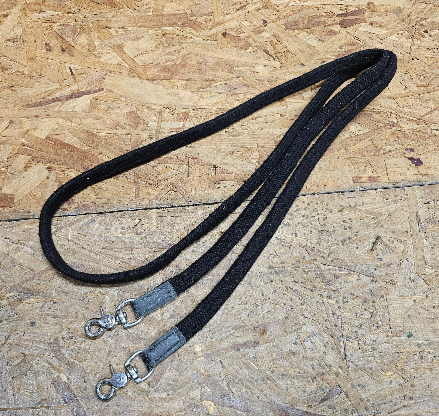 Flat cotton rope reins used