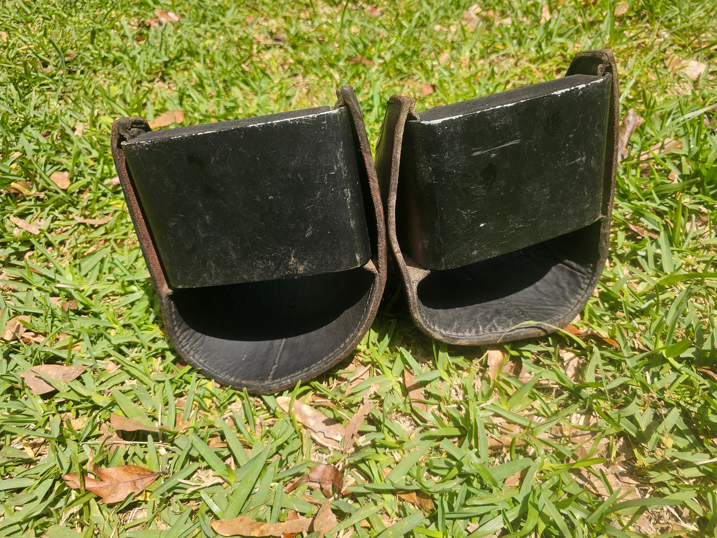 Tapaderos Hooded Western Stirrups used