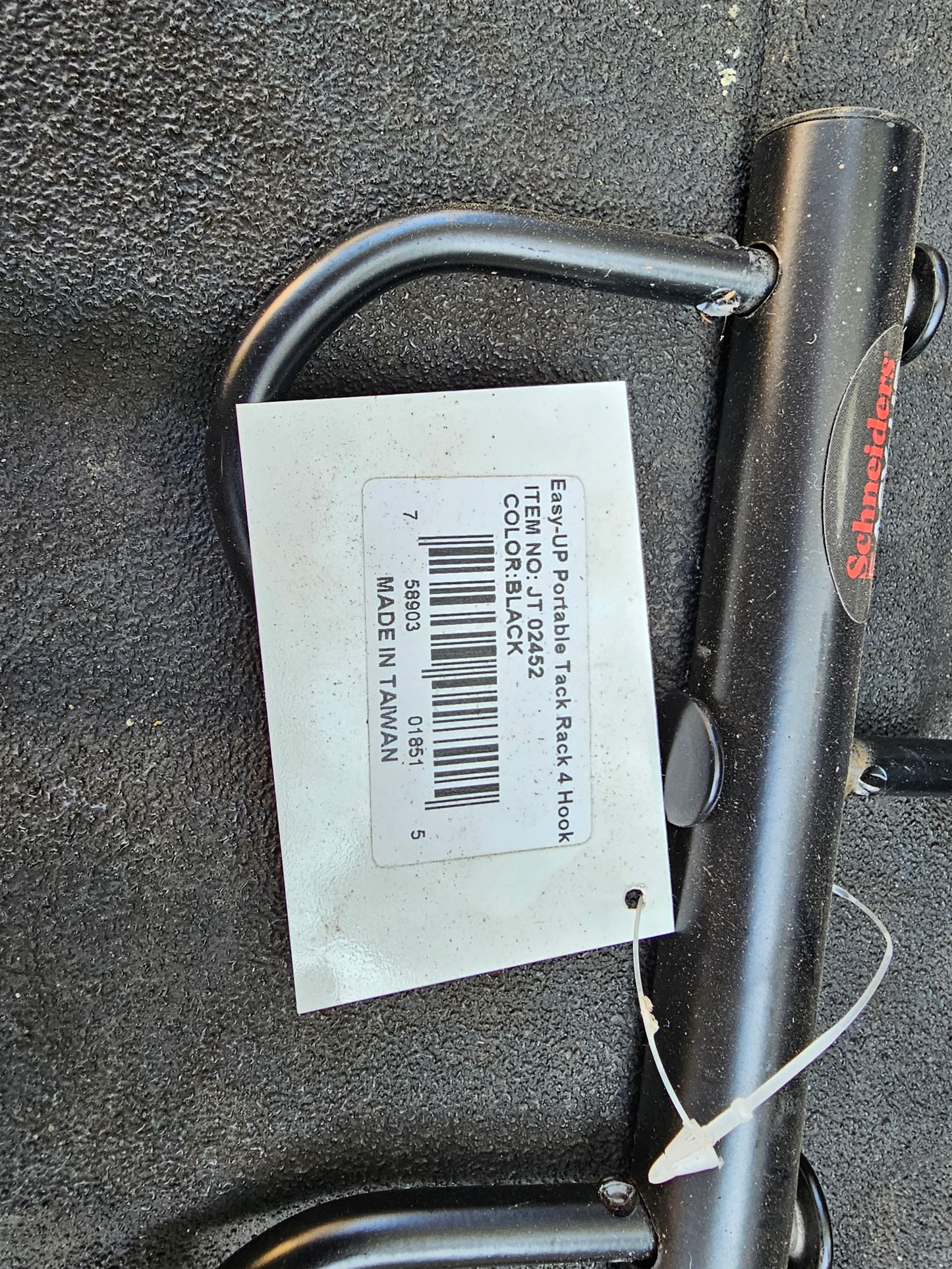 Schneiders portable Tack Rack new