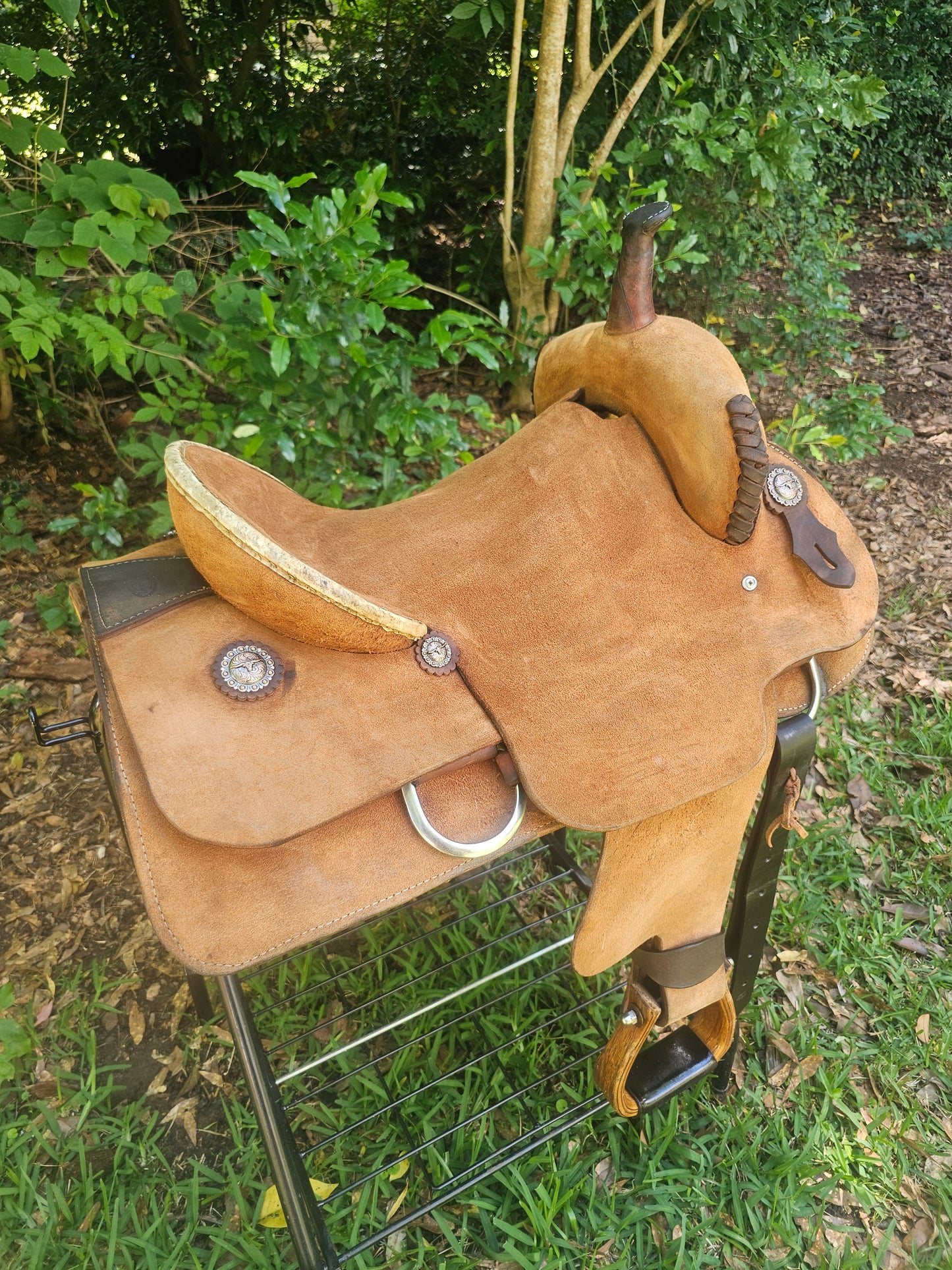 15.5" Cook Saddlery Cutting Saddle with Pencil Roll and Full Rough Out