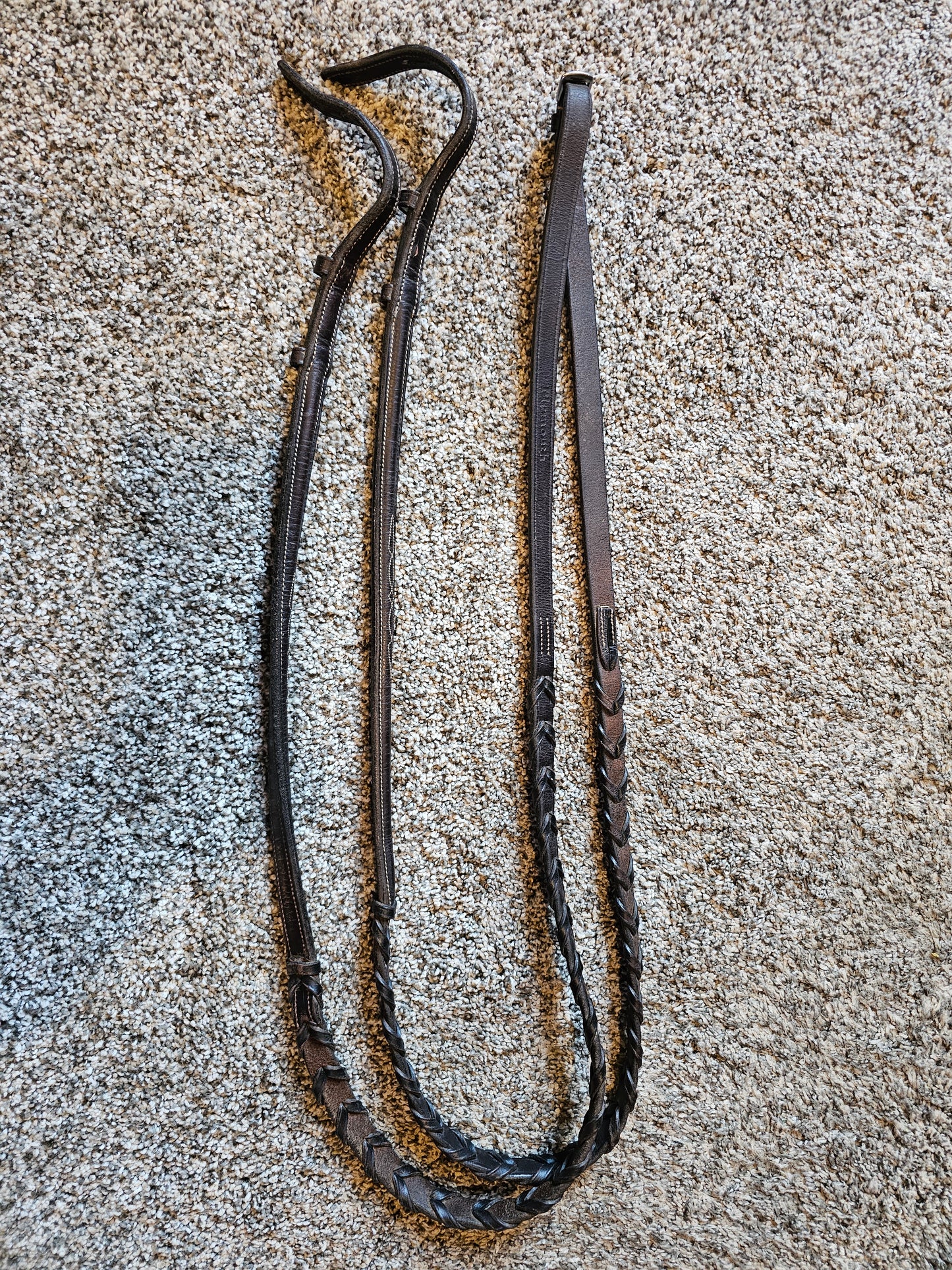 100" Plymouth fancy stitched Laced Reins used