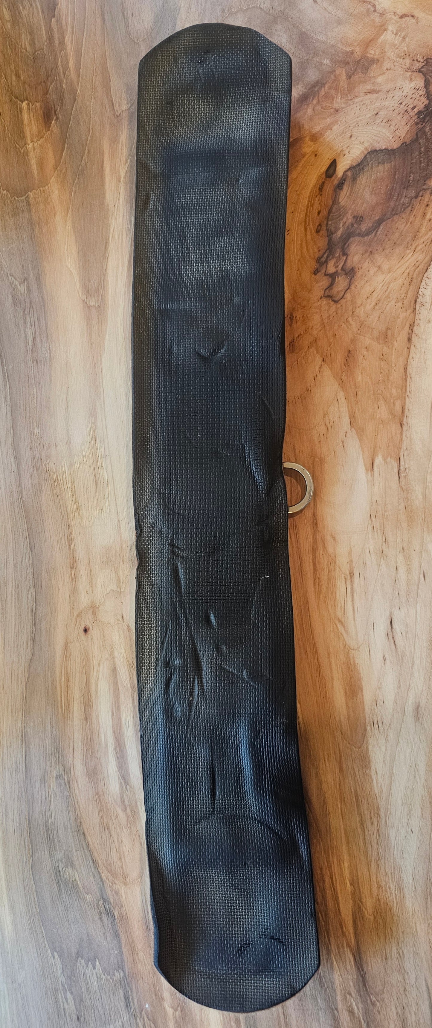 26" Professional's Choice neoprene cinch used brown