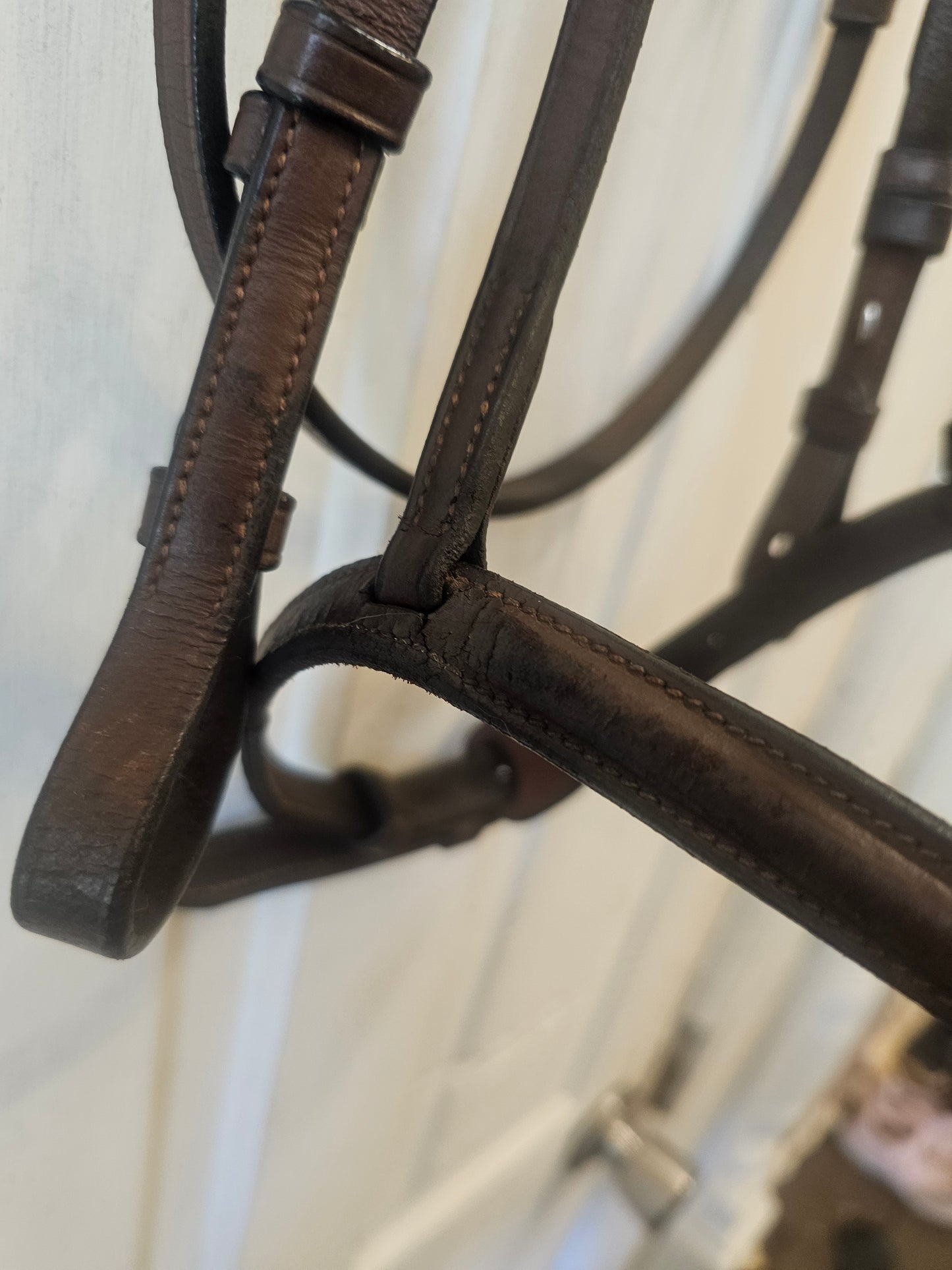 English Hunter Bridle fancy stitched full size used