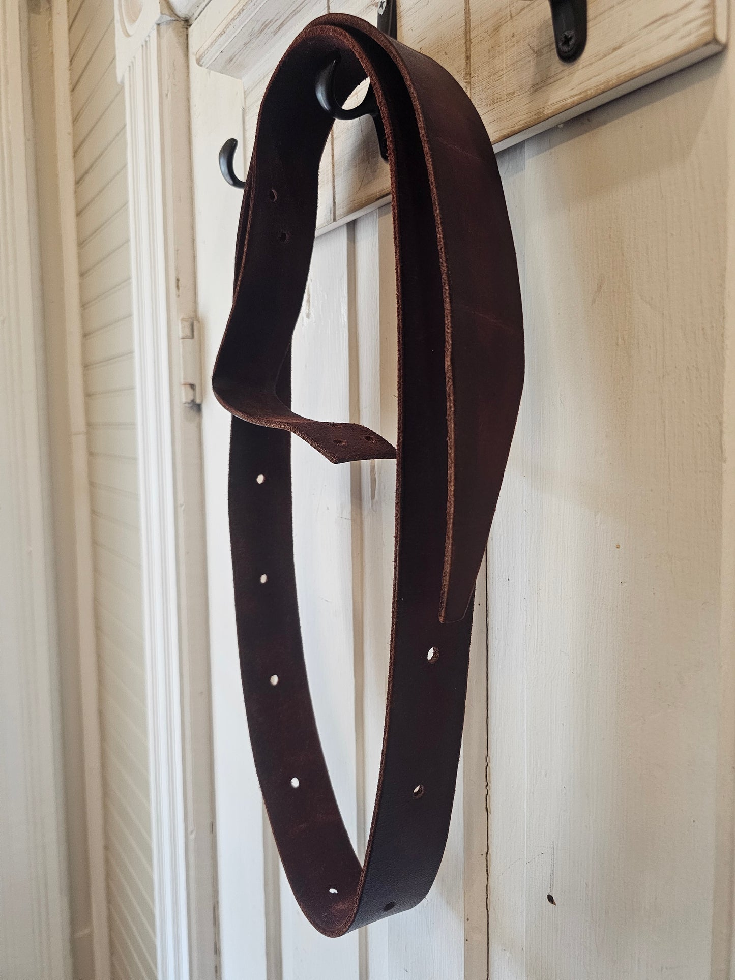 New leather latigo strap, 5 feet long