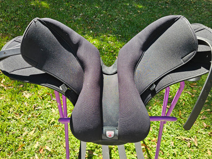 16" Wintec Lite AP Hart English AP Saddle