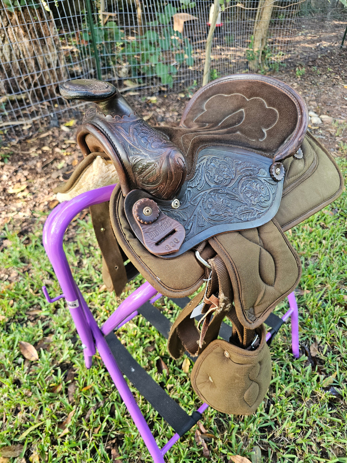 12" Bighorn 226 Western Pony saddle used