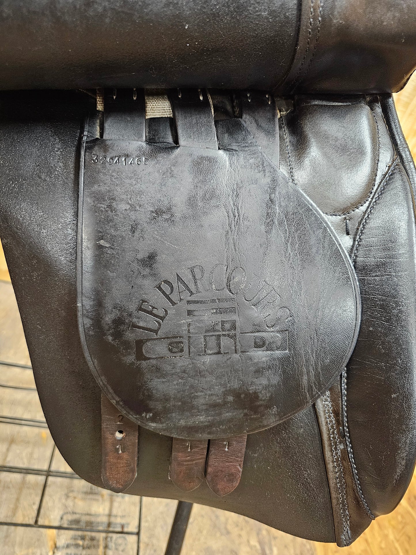 18" Stübben Dressage Saddle wide tree