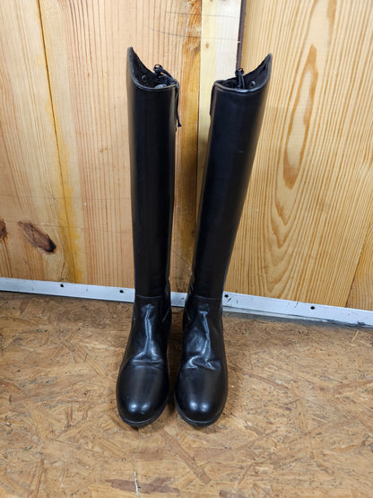 Saxon Syntovia Tall Boots used