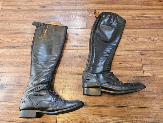 Ariat black field boots used size 11.5