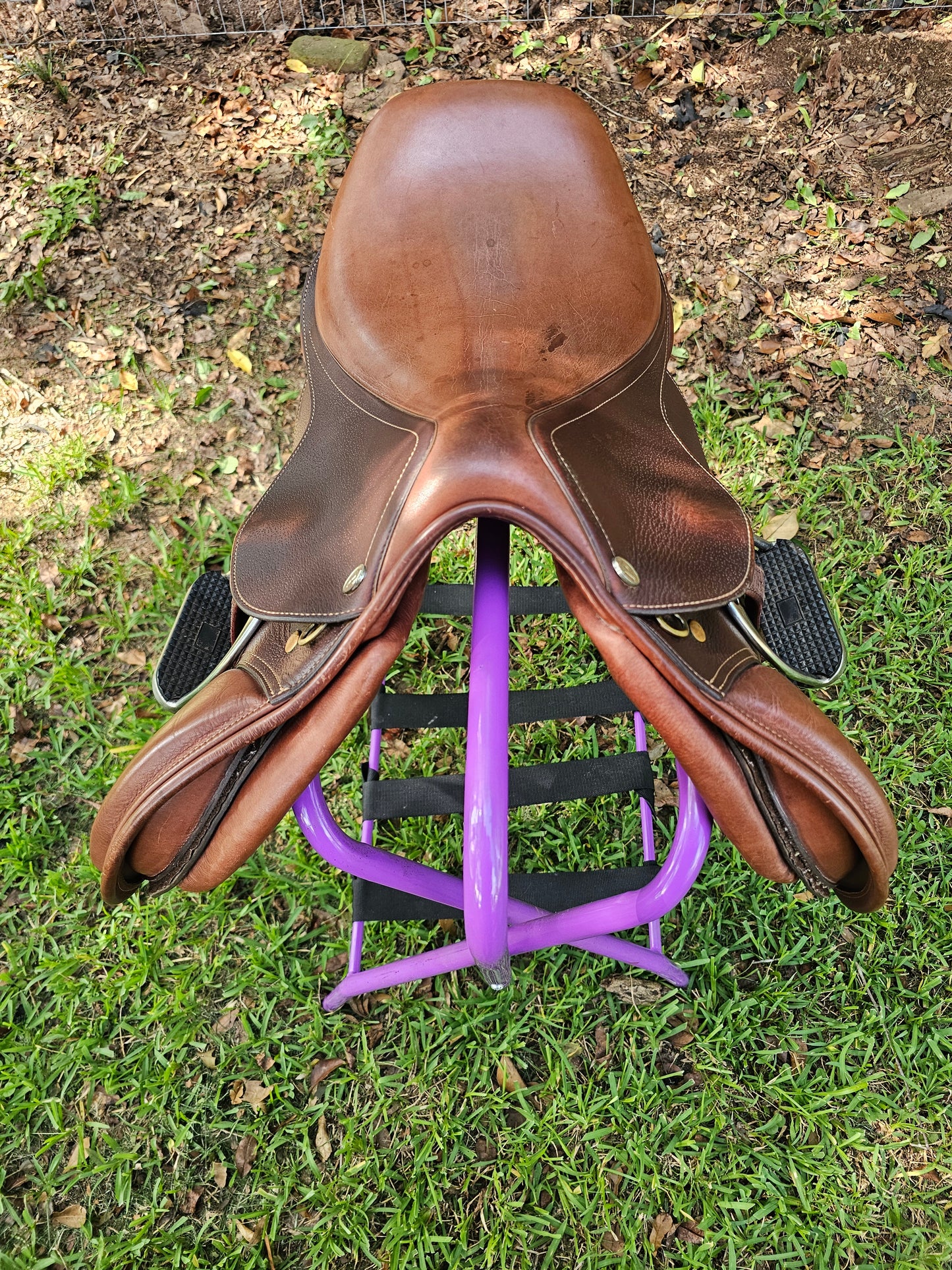 16" Pinnacle English Saddle wide tree