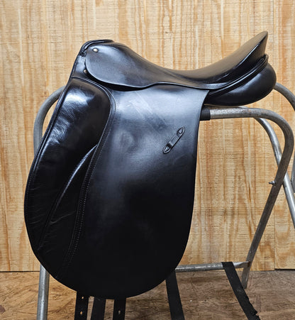 18" Passier&Sohn Hannover Gilbert Dressage Saddle wide tree