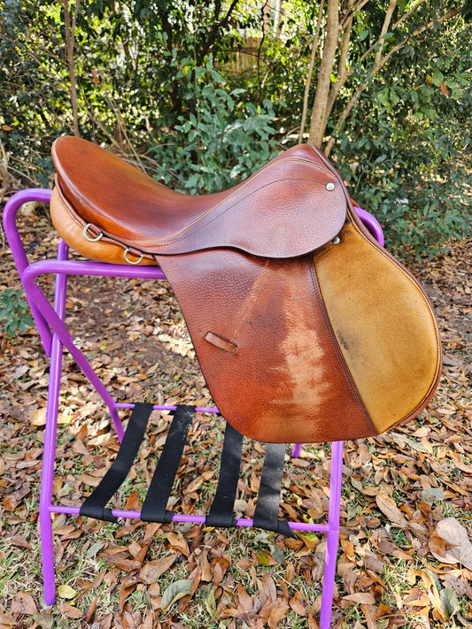 17" BT Crump All Purpose Saddle used