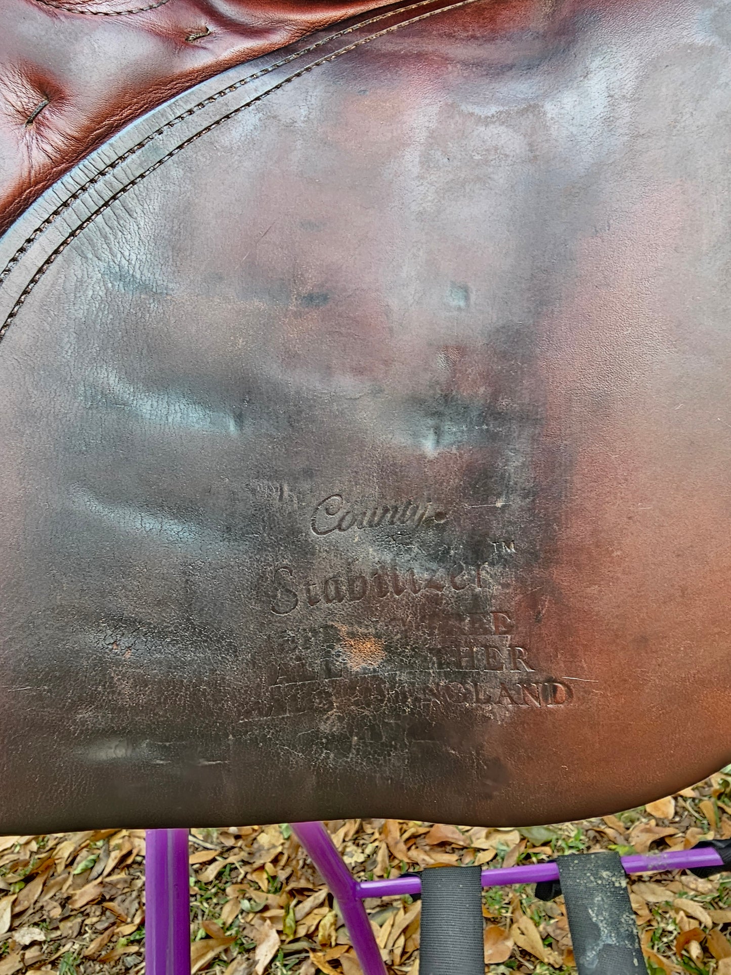 17" County Stabilizer Close Contact Hunt Seat used