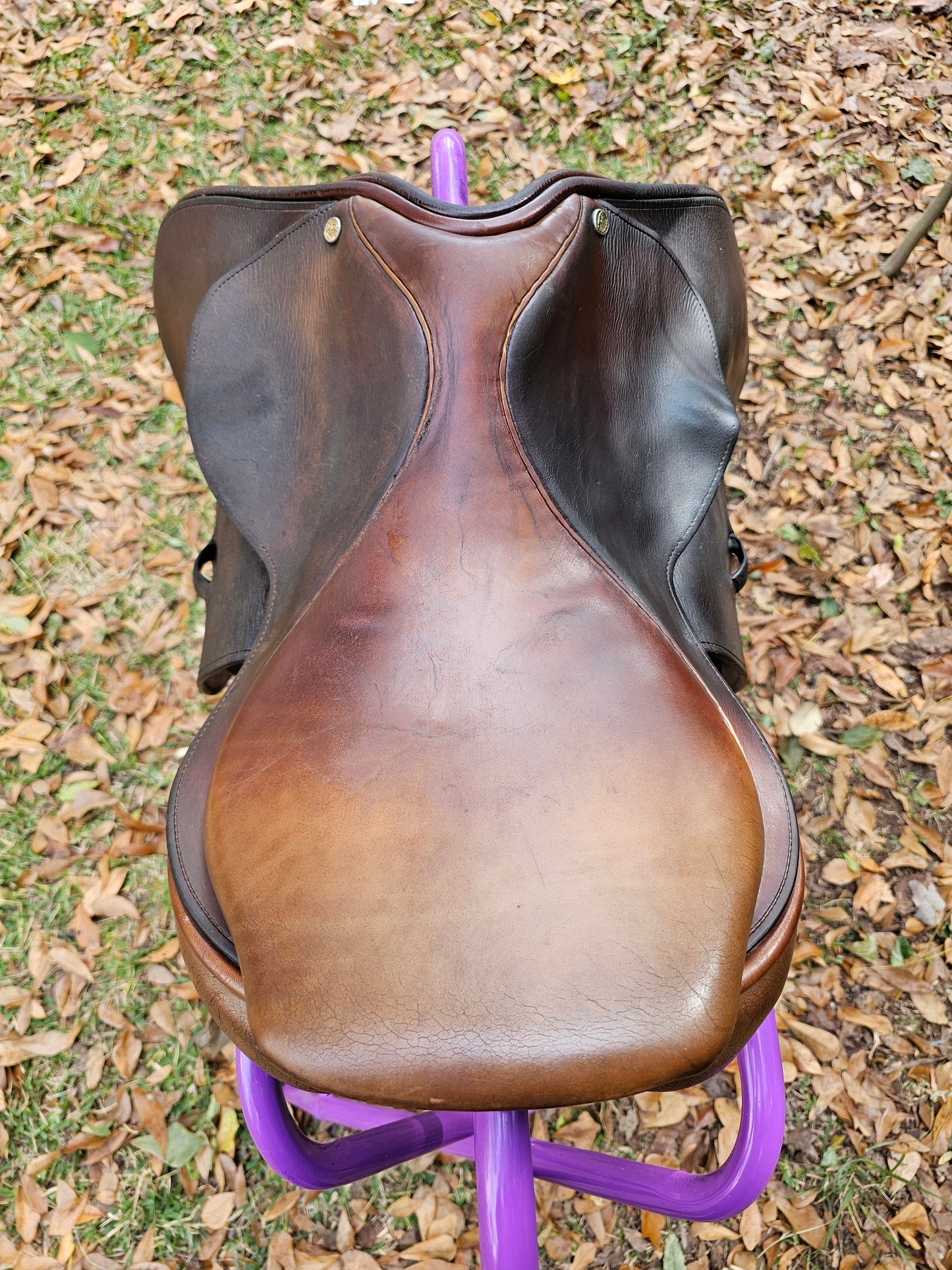 17" County Stabilizer Close Contact Hunt Seat used