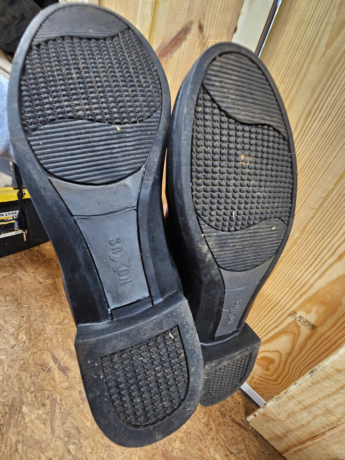 Saxon Syntovia Tall Boots used