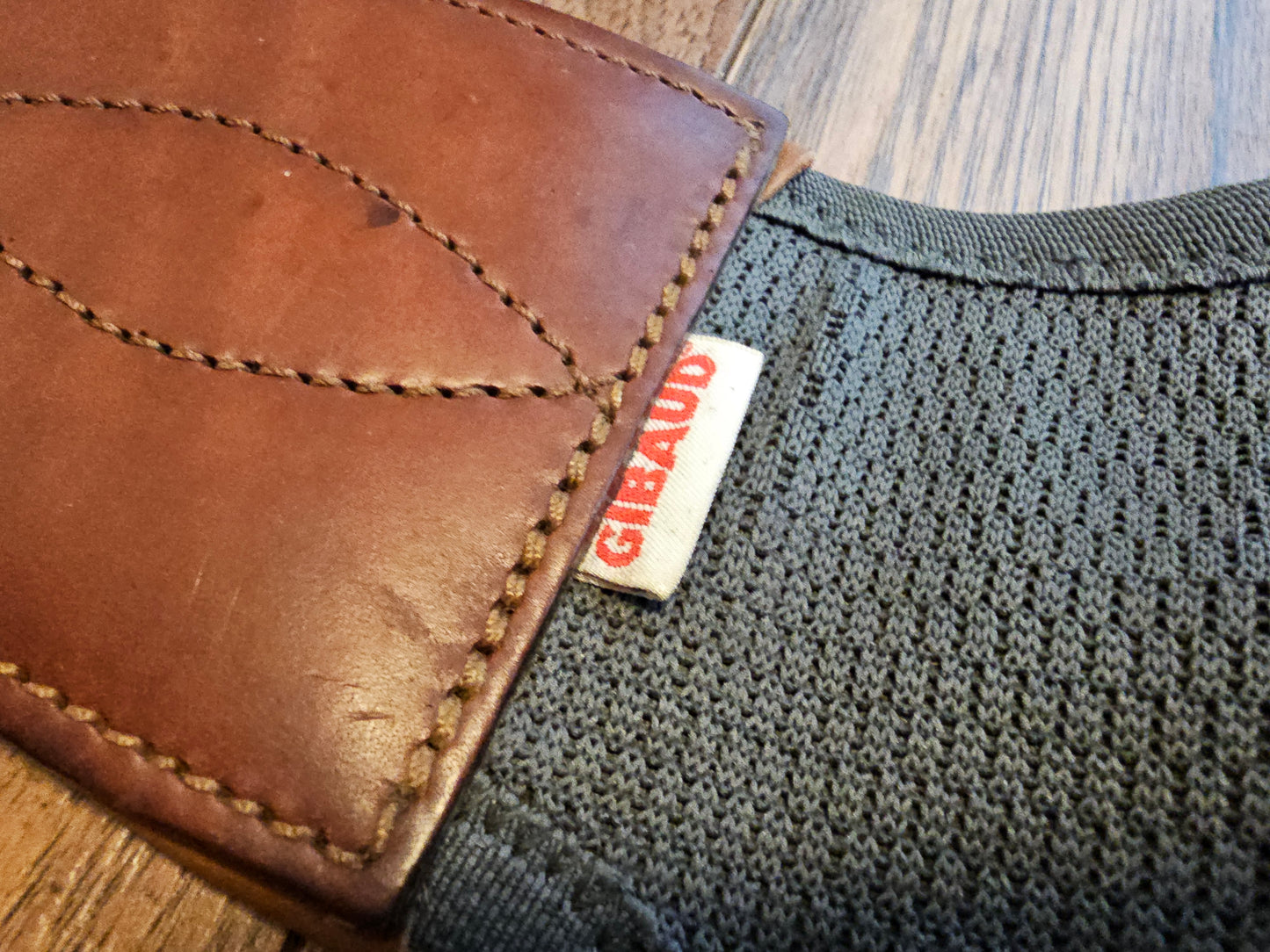 54" Mikmar Gibaud Comfort Hunter Girth