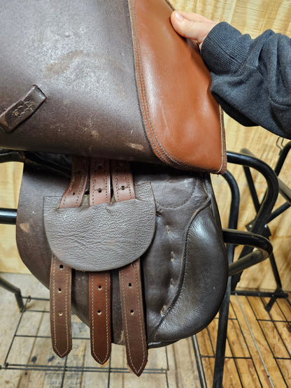 14" English Youth Saddle barely used
