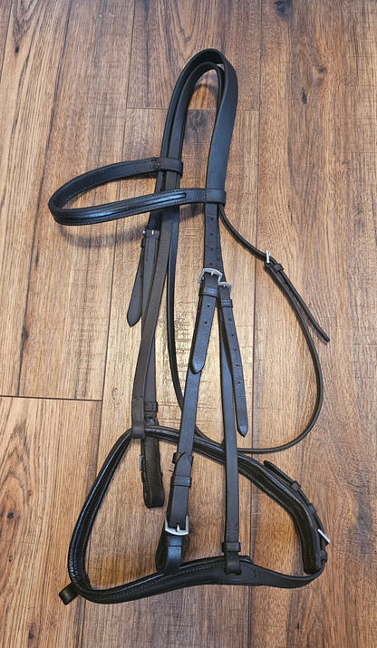 Black dressage schooling bridle