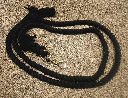 Black cotton lead rope like new