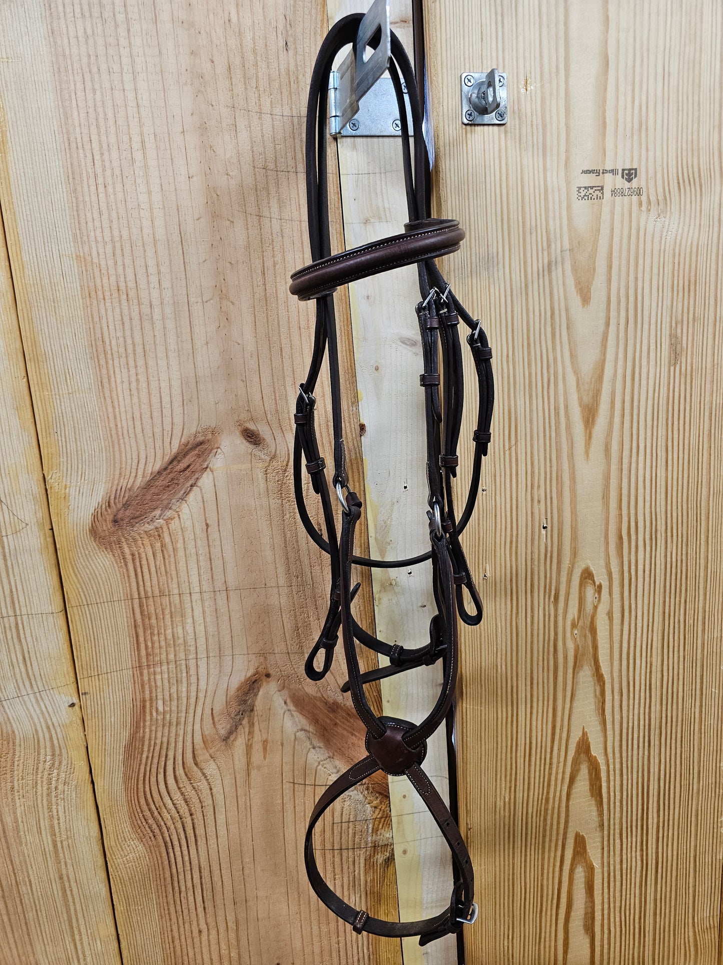 Circuit Figure 8 Raised Hunter Jump Bridle used