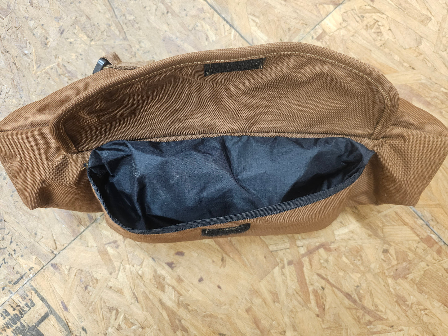 Cashel Saddle bag with integrated rain cover