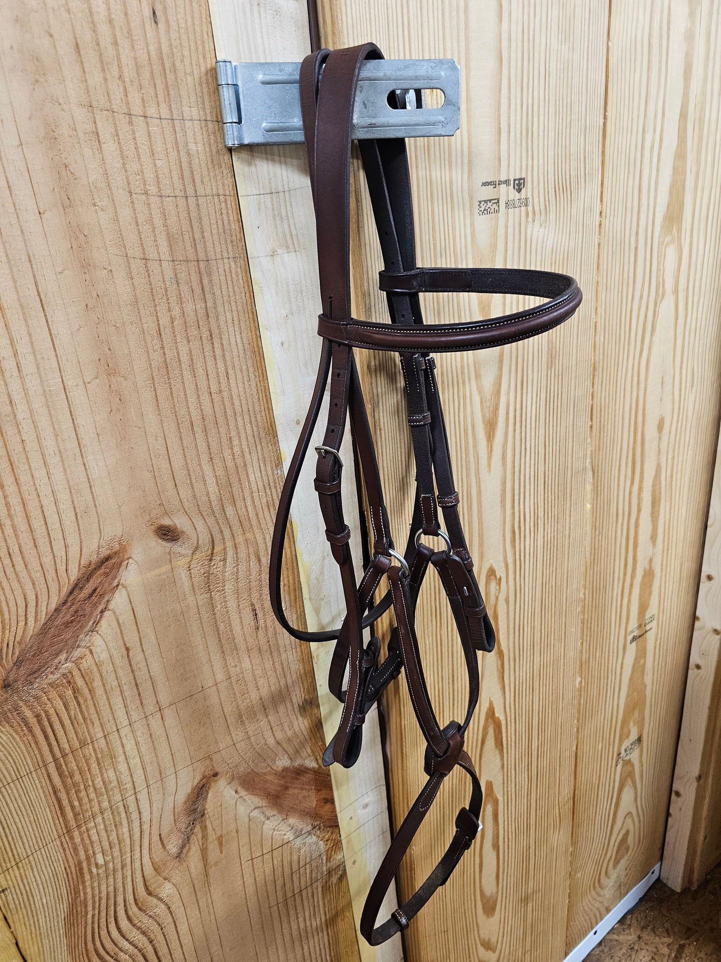 Circuit Figure 8 Raised Hunter Jump Bridle used