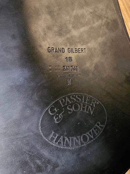 18" Passier&Sohn Hannover Gilbert Dressage Saddle wide tree