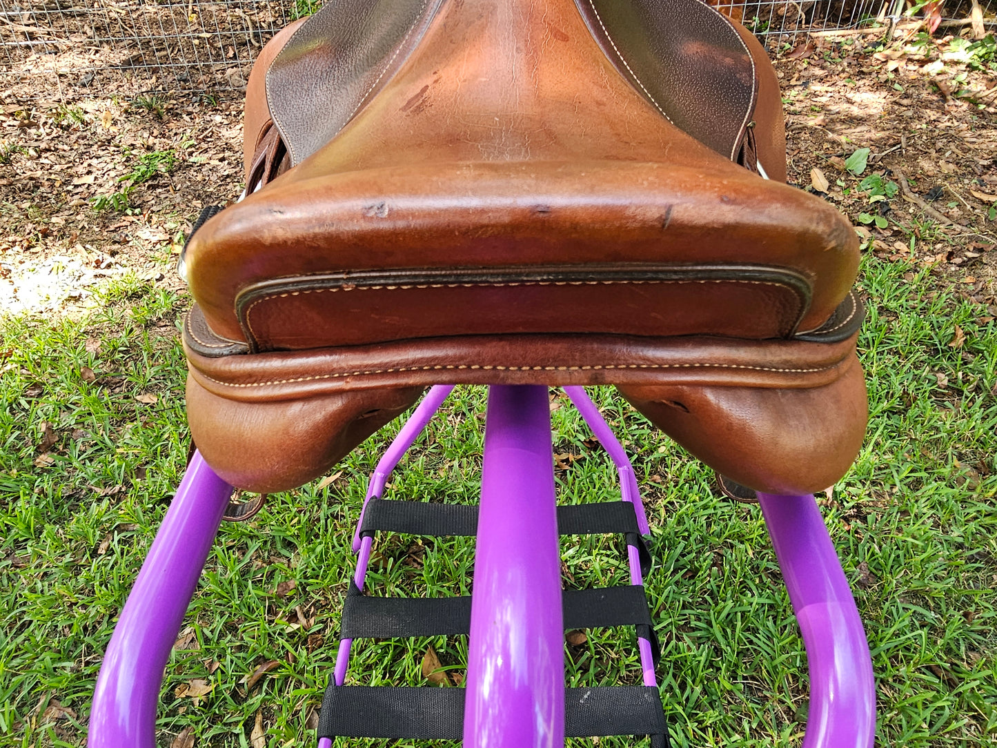 16" Pinnacle English Saddle wide tree