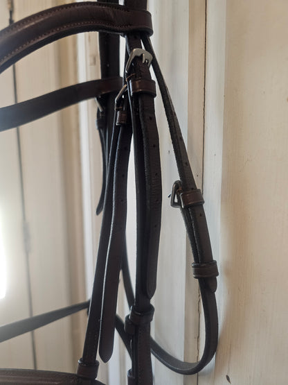 English Hunter Bridle fancy stitched full size used