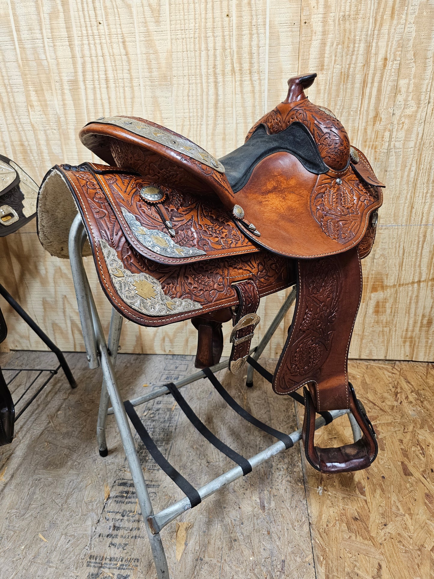 16" Silver Royal Show Saddle