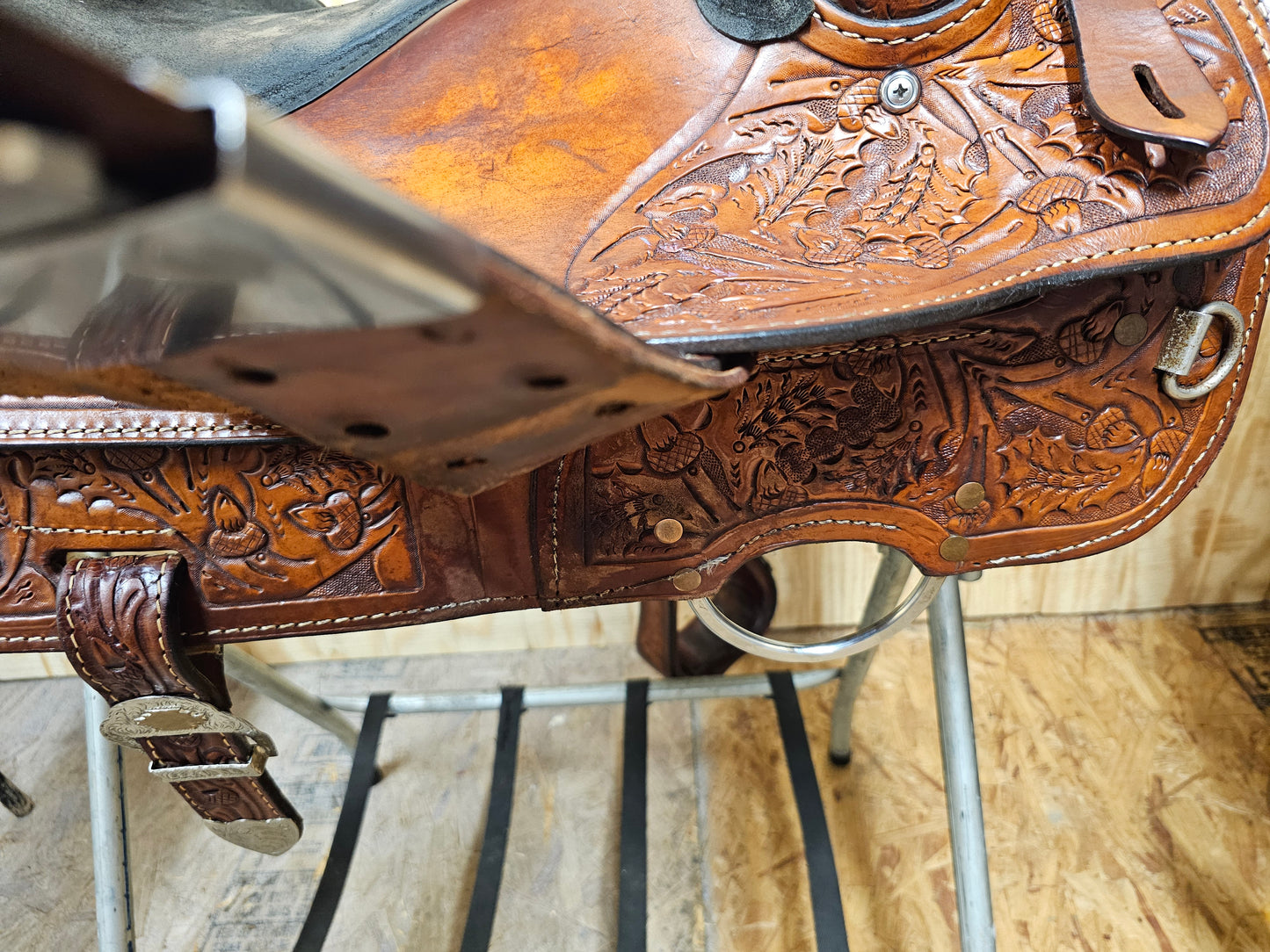 16" Silver Royal Show Saddle