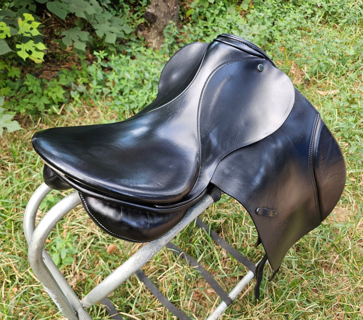 18" Stübben Tristan Dressage Saddle black
