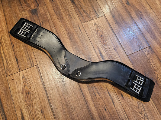 28" TSF Shoulder Relief dressage girth used