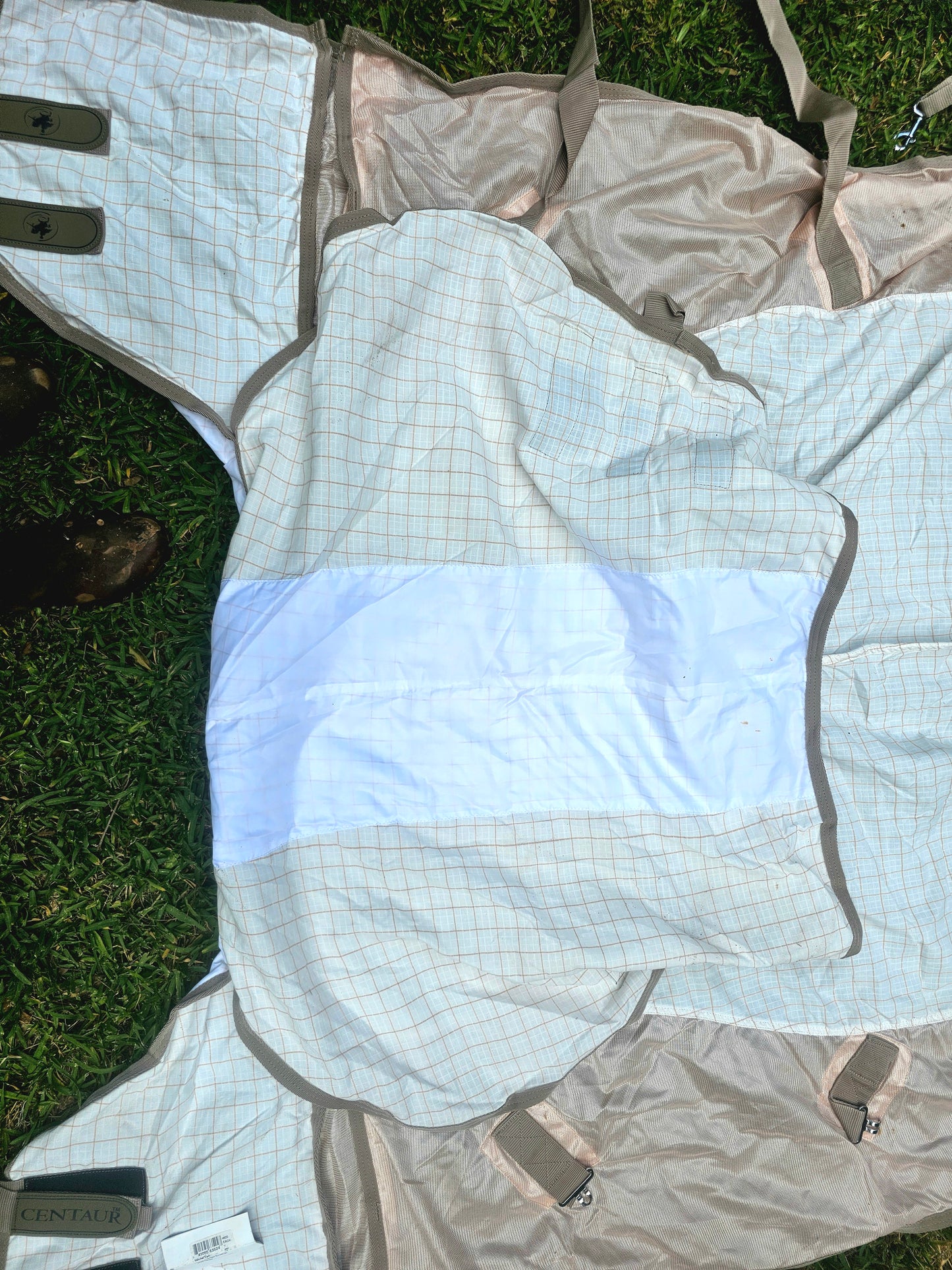NWT 69" Centaur Sunguard Airflow UV Combo Sheet