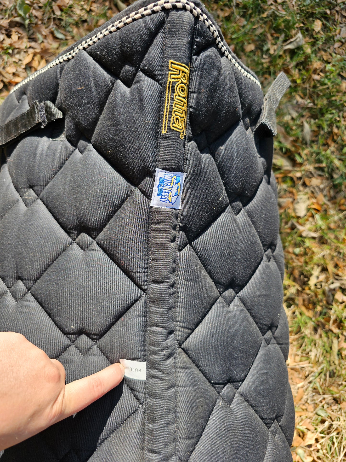 Black Roma Easy-Wick Dressage pad
