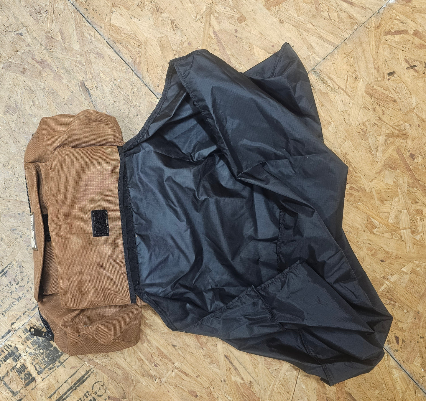 Cashel Saddle bag with integrated rain cover