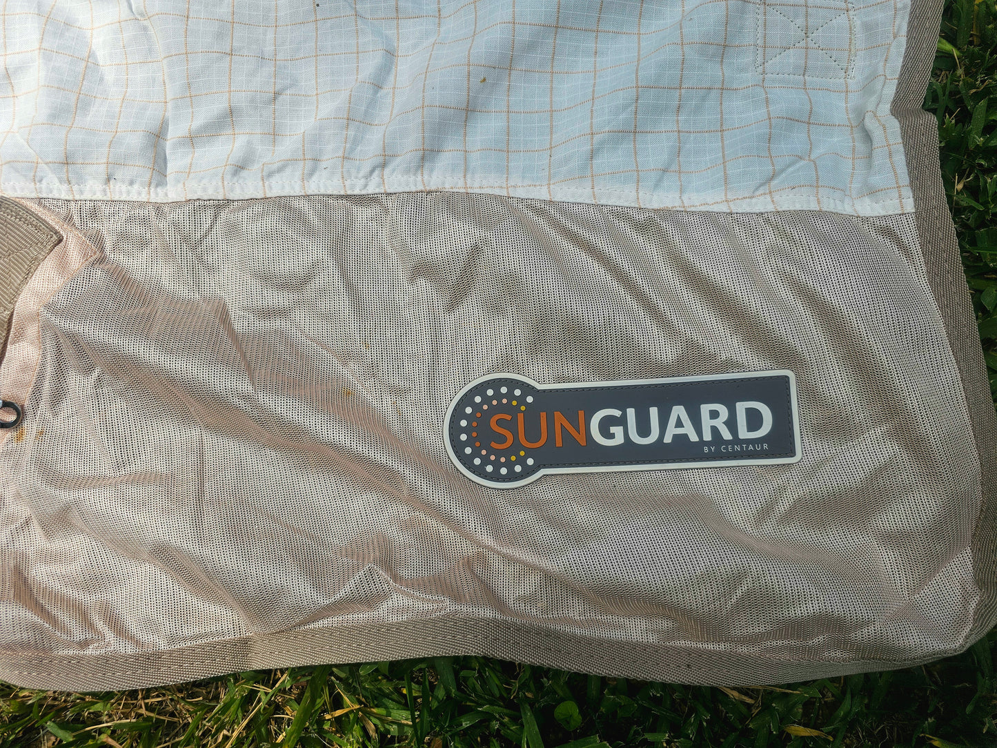 NWT 69" Centaur Sunguard Airflow UV Combo Sheet