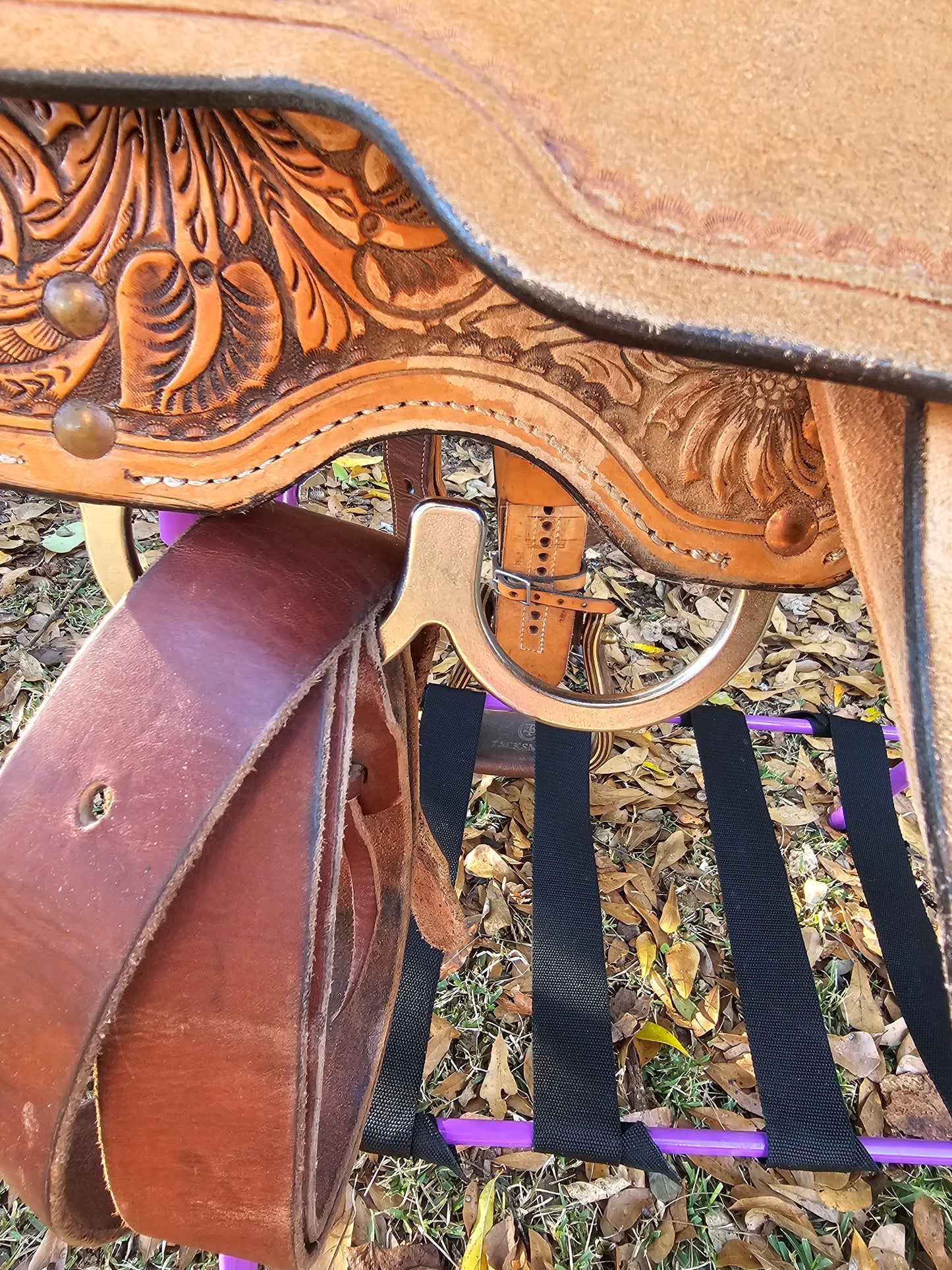 15" Circle Y "Maisie" Freedom Fit Barrel Saddle EXTRA PADDING!