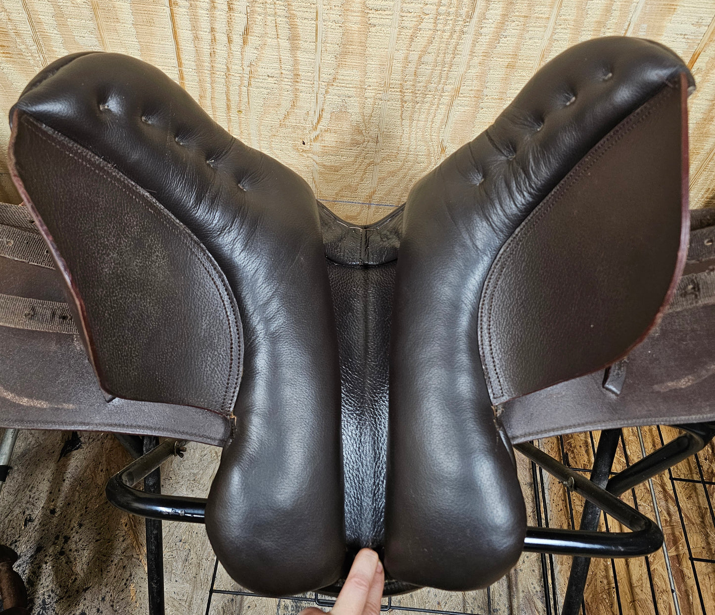 14" English Youth Saddle barely used