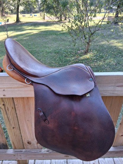 16" Stübben "Portos 1" Jump Saddle used