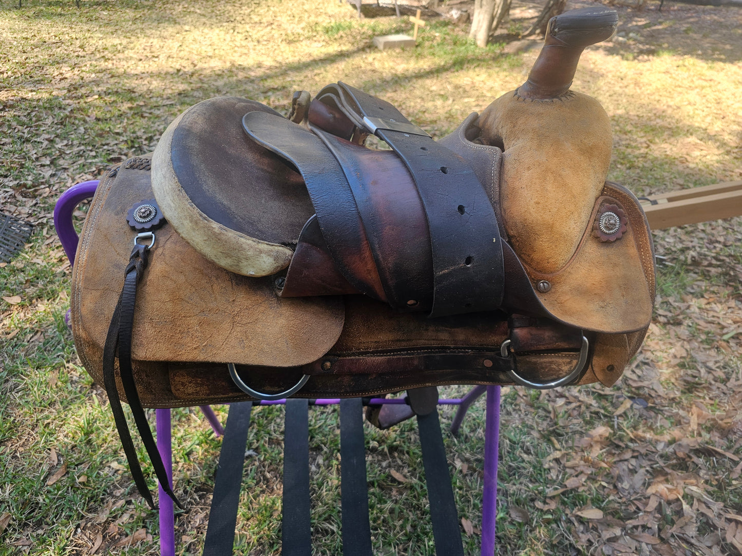 15" Western Ranch Roping Saddle