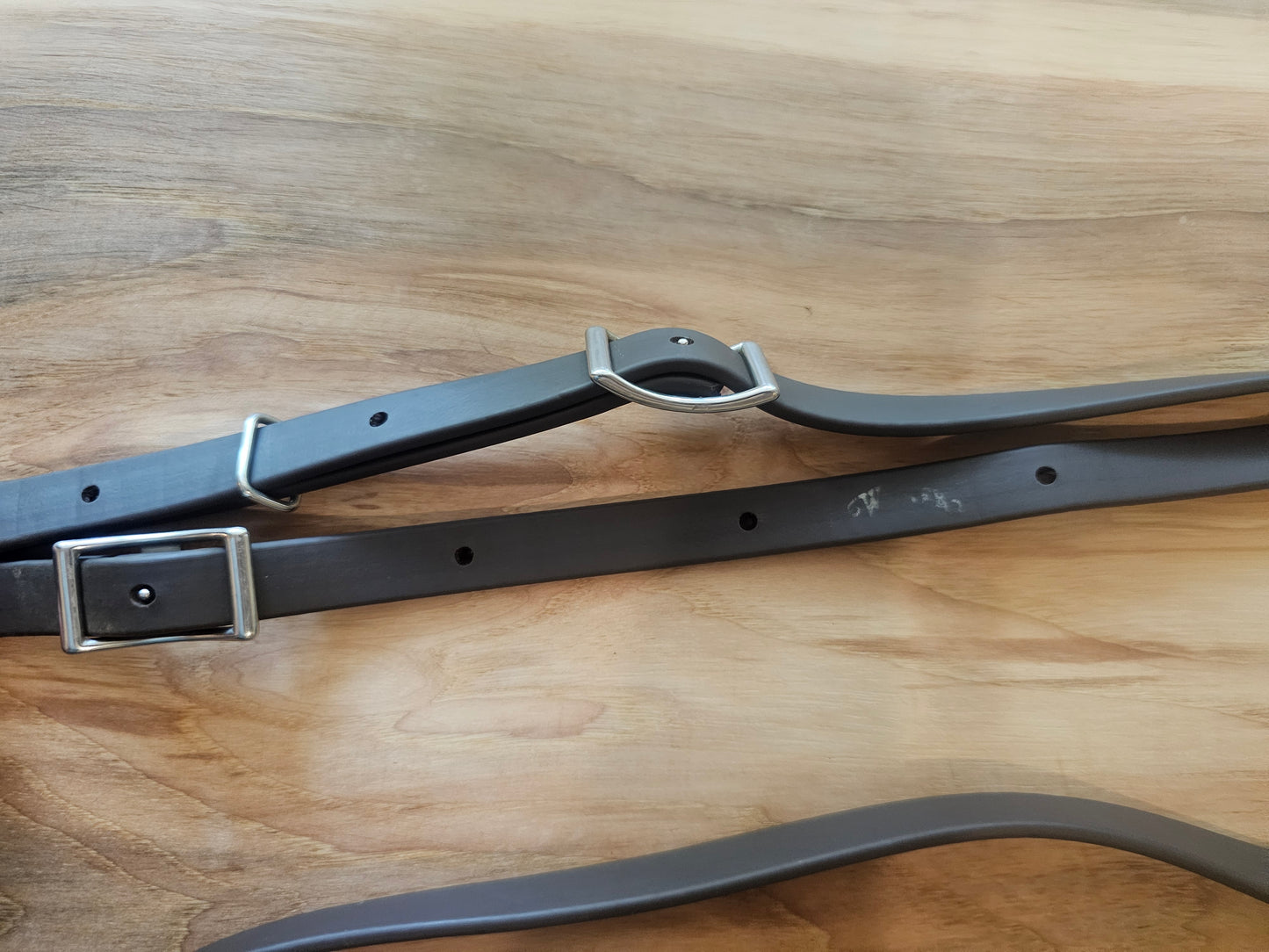 Weaver Brahma Web dark brown Trail reins used