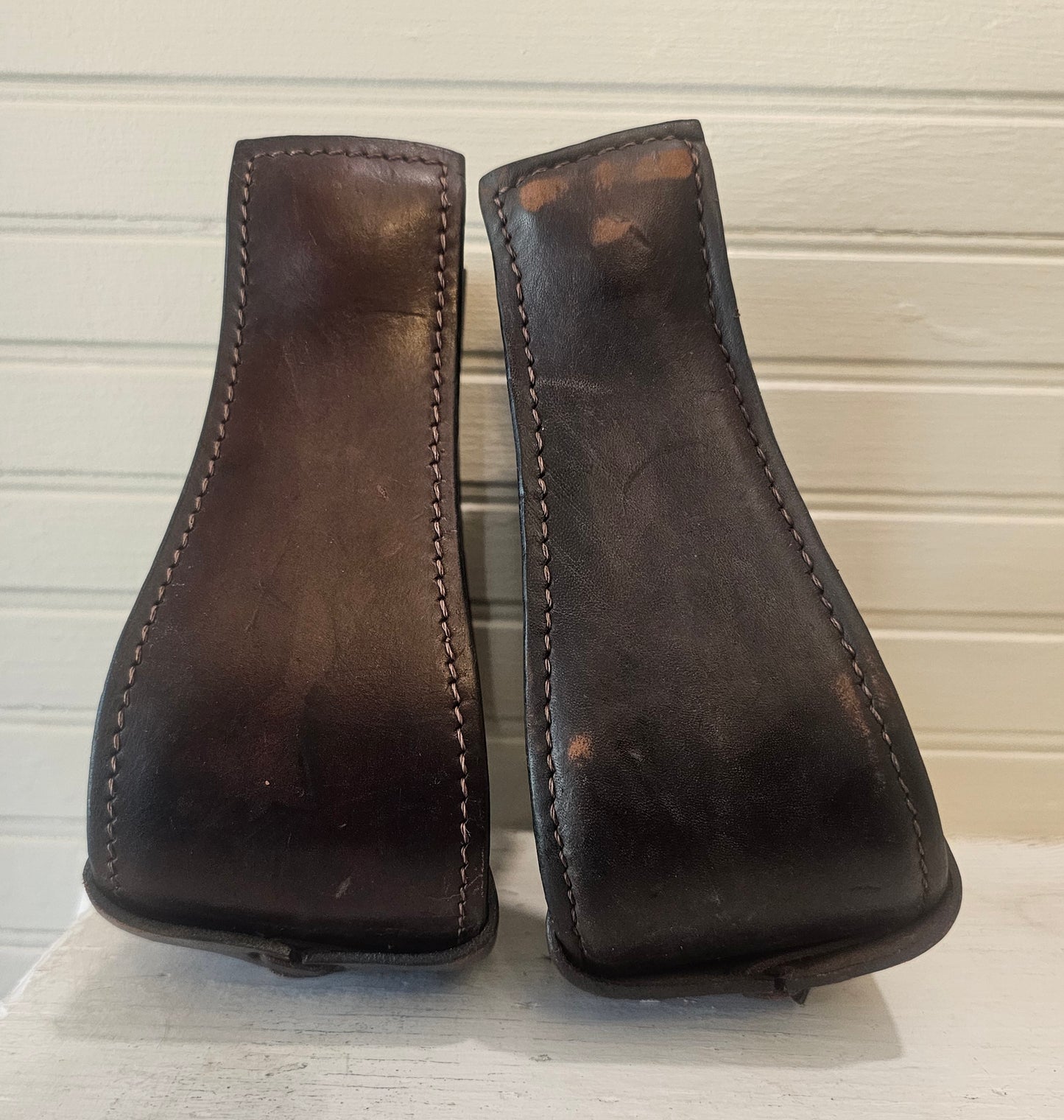 Western Stirrups dark brown used