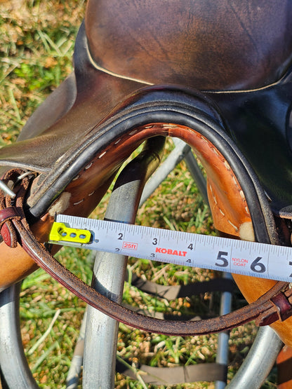 18" Stübben Tristan Dressage Saddle