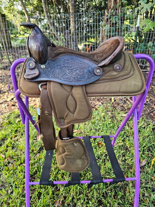 12" Bighorn 226 Western Pony saddle used