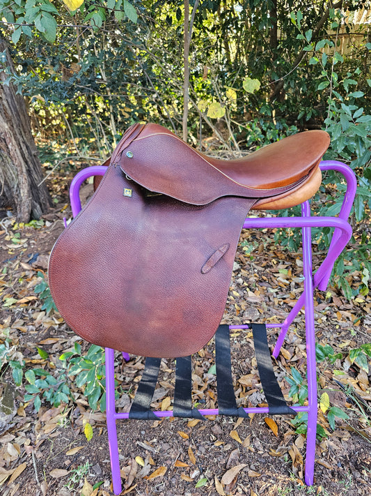 17.5" Stübben "Portos 1" Jump Saddle used